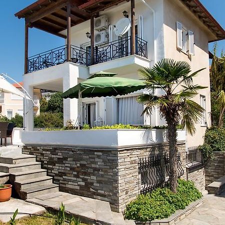 Beach Front Villa Nea Kallikrateia Dış mekan fotoğraf