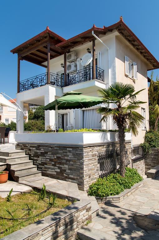 Beach Front Villa Nea Kallikrateia Dış mekan fotoğraf